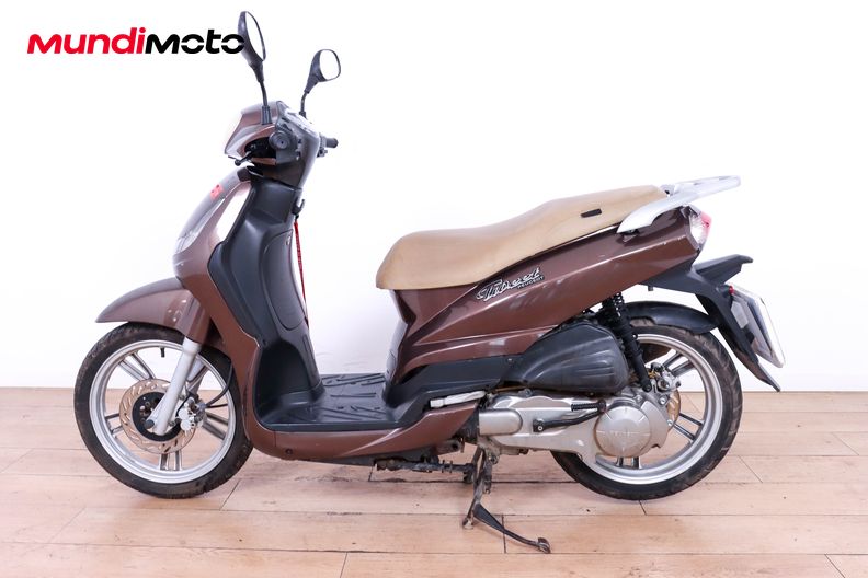 Motorbike image 5