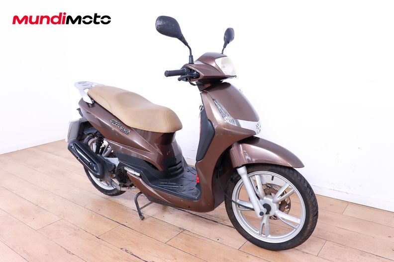 Motorbike image 1