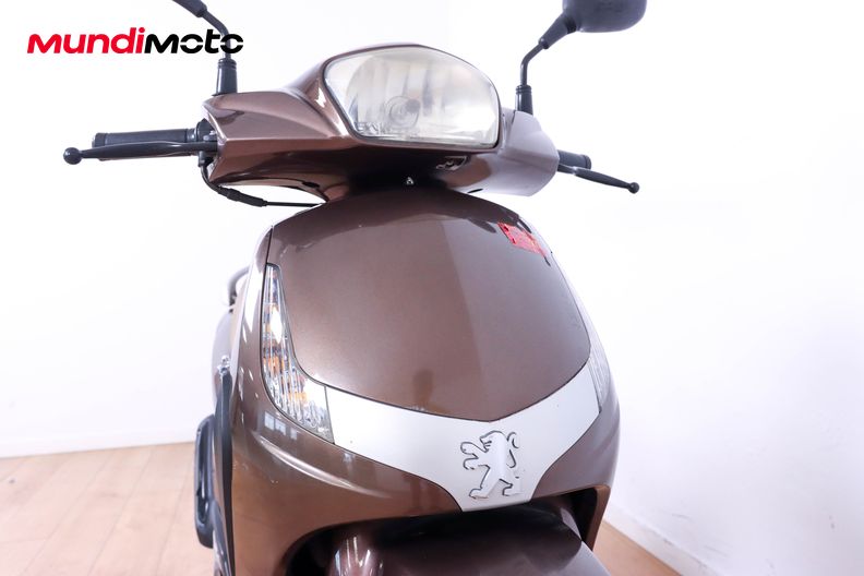 Motorbike image 4