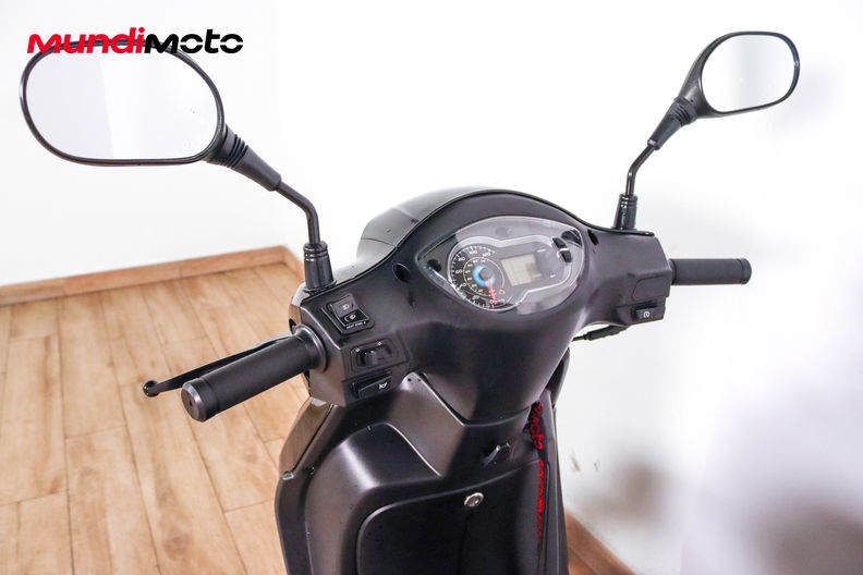 Motorbike image 10