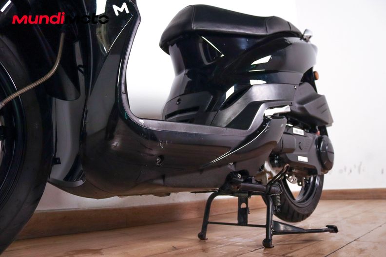 Motorbike image 8