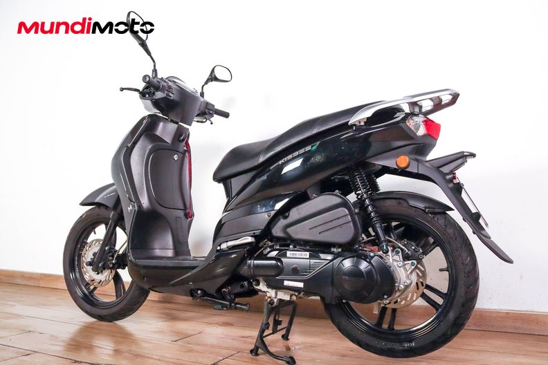 Motorbike image 6