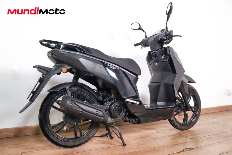 Motorbike image 2