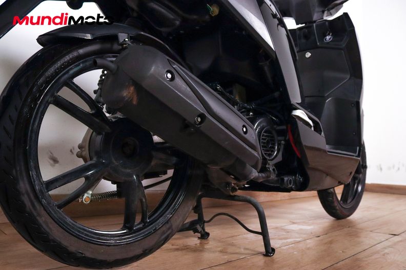 Motorbike image 3