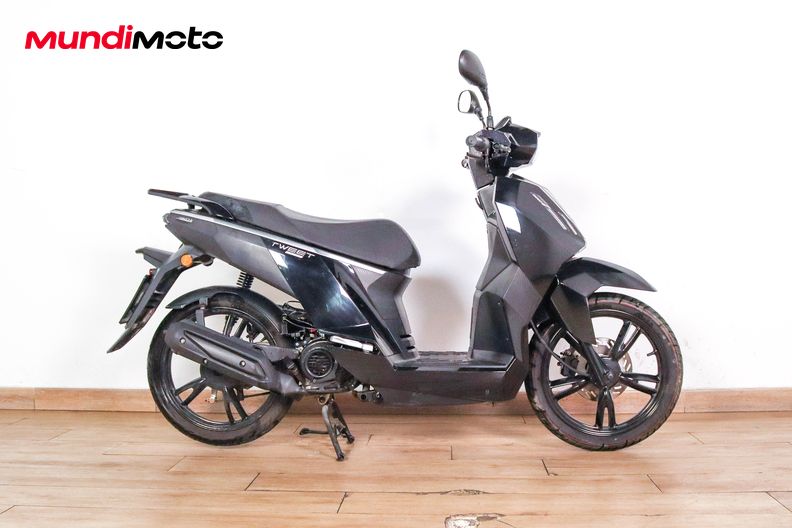Motorbike image 0