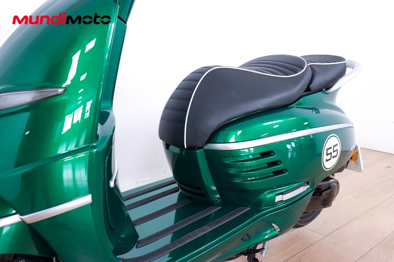 Motorbike image 8