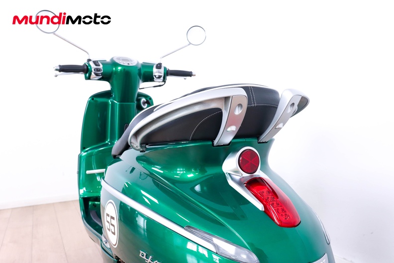Motorbike image 9