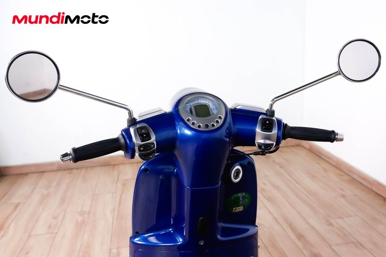 Motorbike image 10