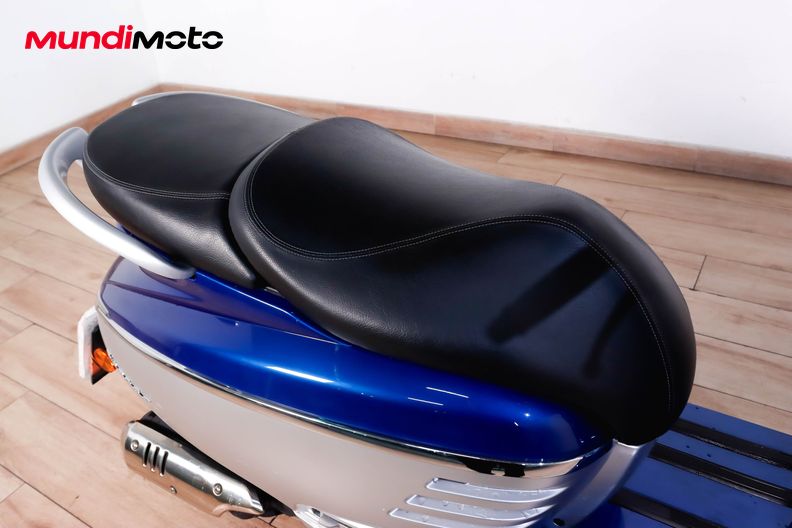 Motorbike image 12