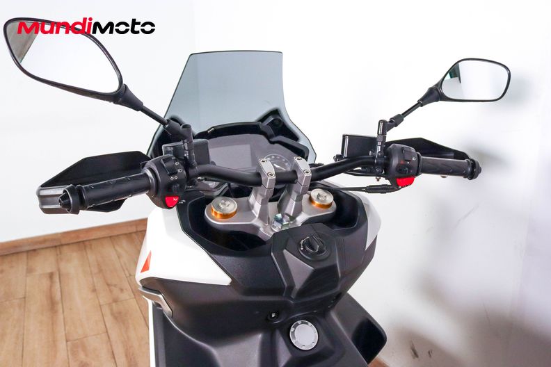 Motorbike image 10