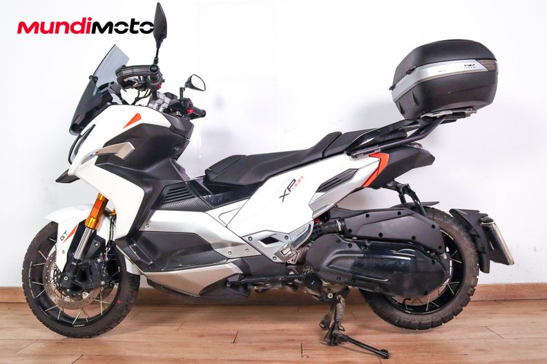 Motorbike image 5