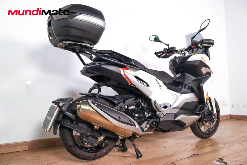 Motorbike image 2