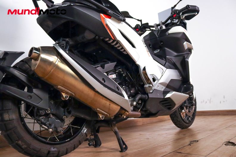 Motorbike image 3