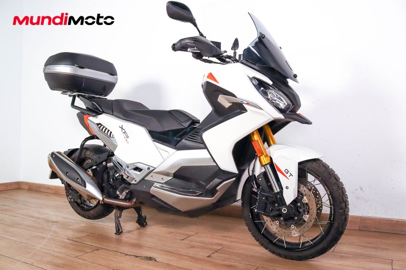 Motorbike image 1