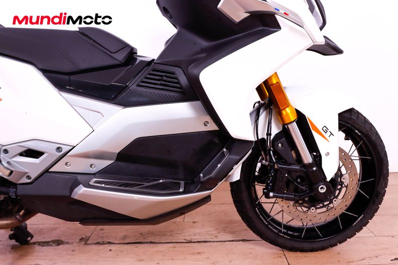 Motorbike image 12