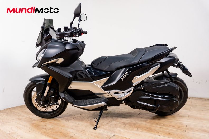Motorbike image 5