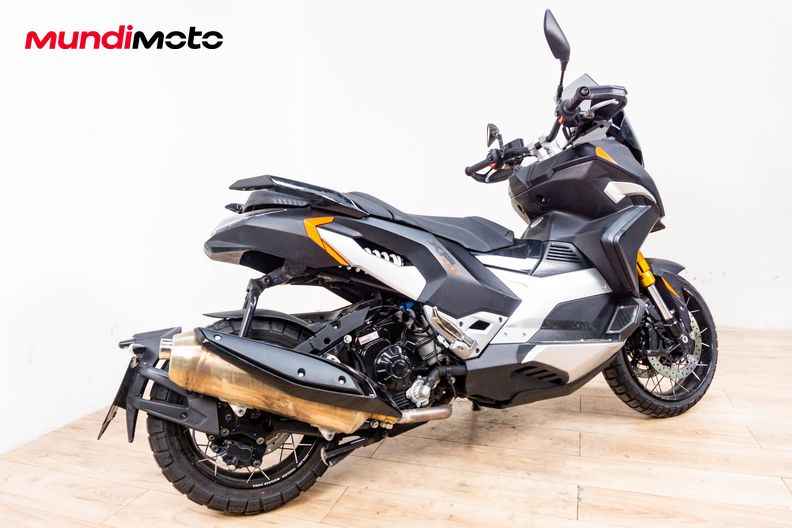 Motorbike image 2