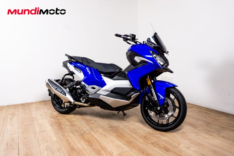 Motorbike image 1