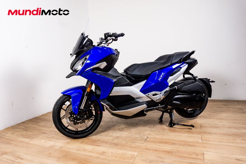 Motorbike image 6