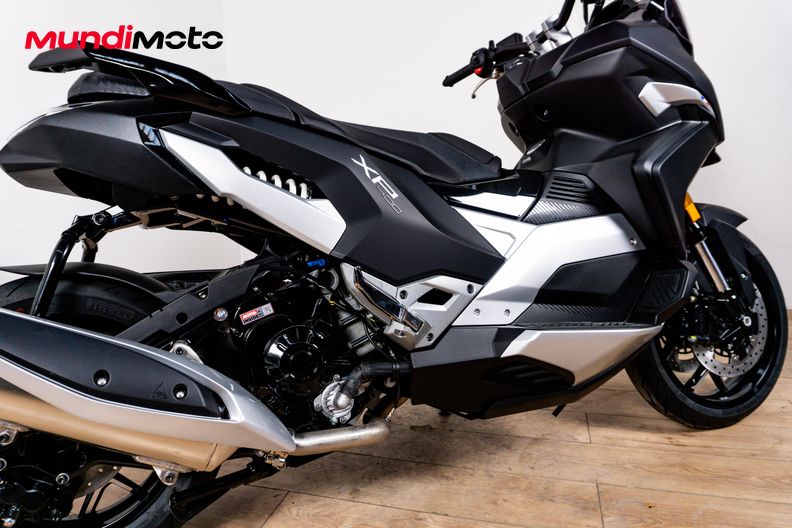 Motorbike image 3