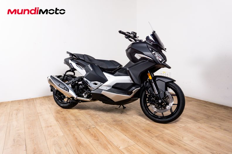 Motorbike image 1