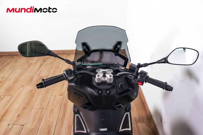 Motorbike image 10