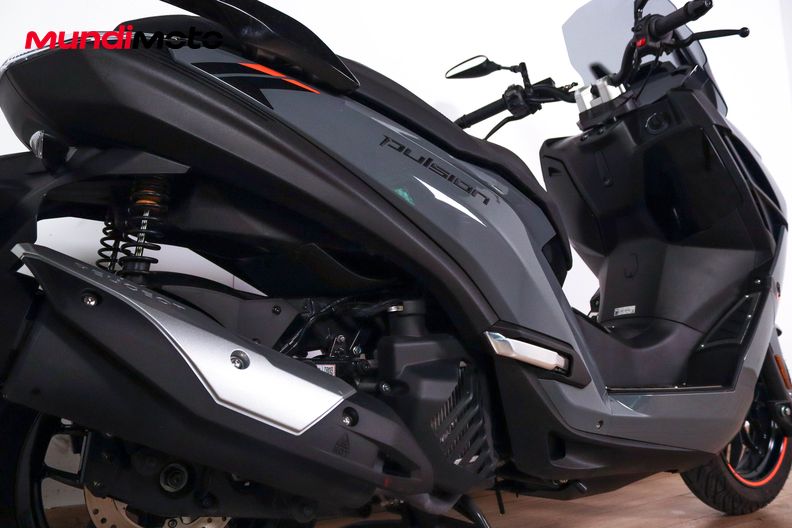 Motorbike image 3