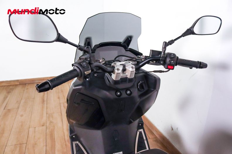 Motorbike image 10