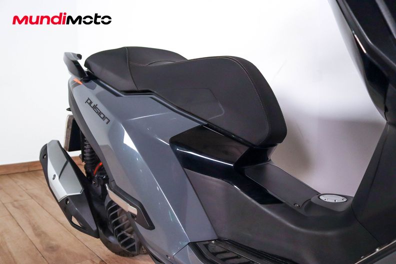 Motorbike image 13