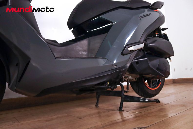 Motorbike image 8