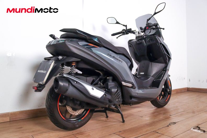 Motorbike image 2