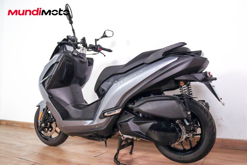 Motorbike image 6