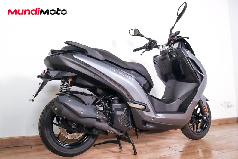 Motorbike image 2