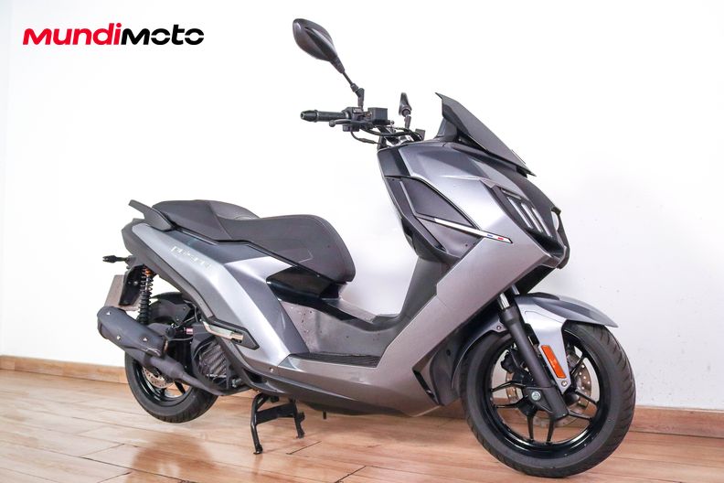 Motorbike image 1