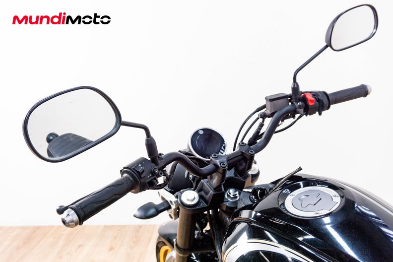 Motorbike image 10