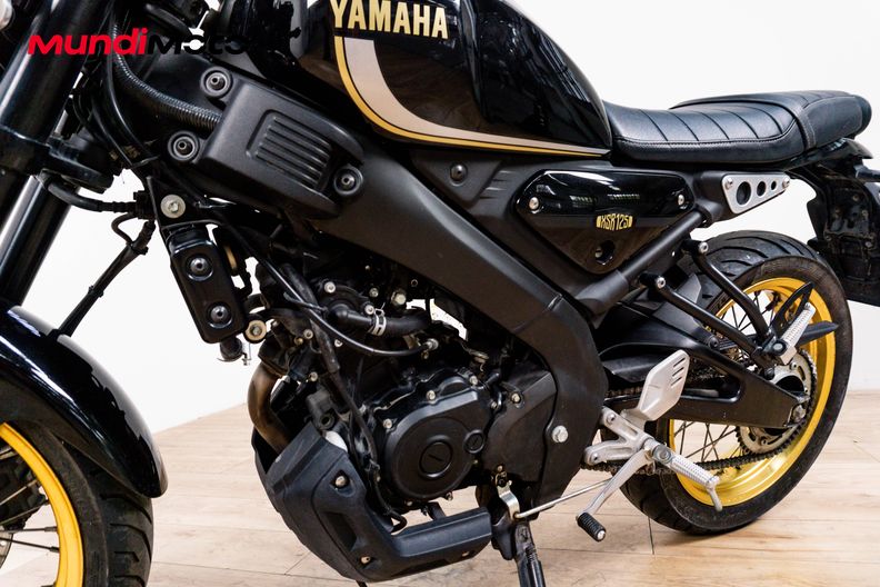 Motorbike image 9