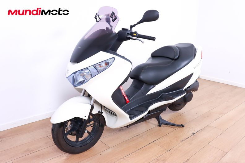 Motorbike image 7