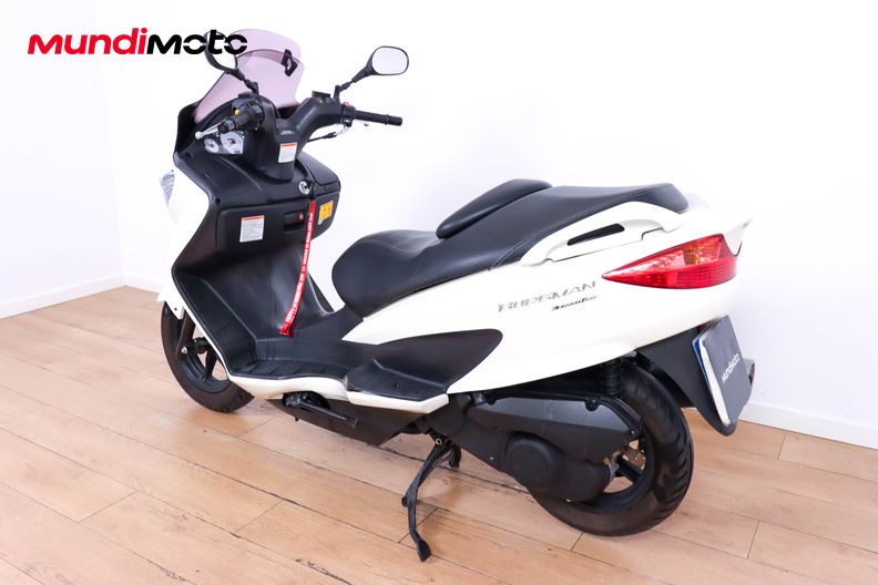 Motorbike image 6