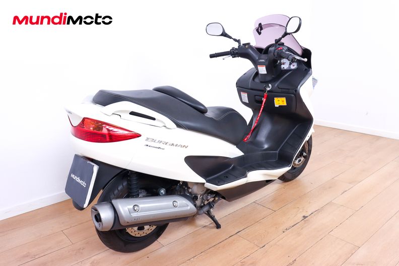 Motorbike image 2