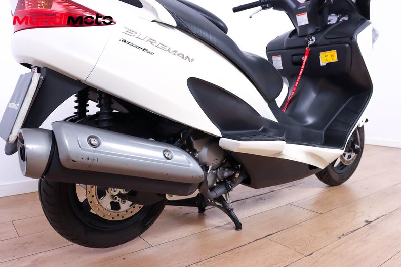 Motorbike image 3
