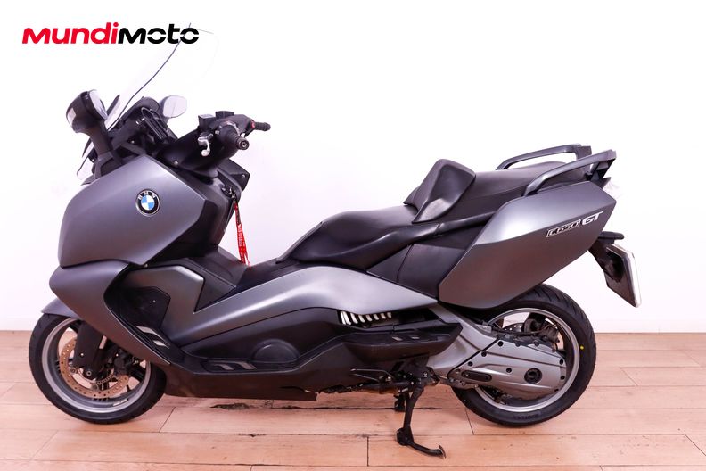 Motorbike image 5