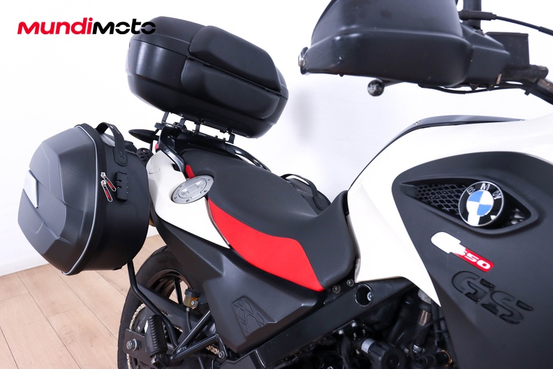 Motorbike image 13