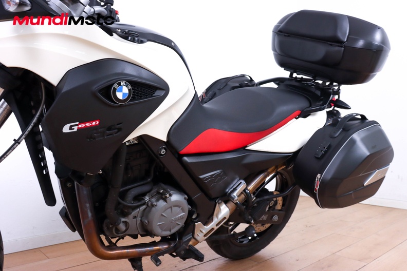 Motorbike image 8
