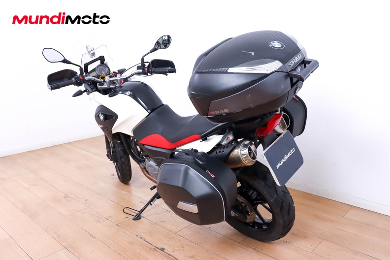 Motorbike image 6
