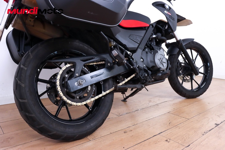 Motorbike image 3