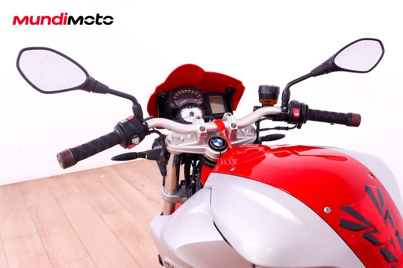 Motorbike image 10