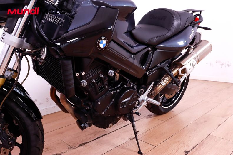 Motorbike image 8