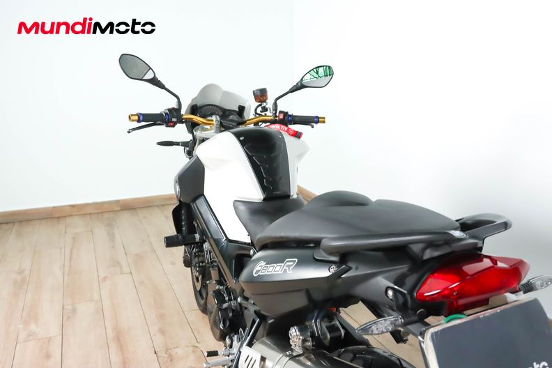 Motorbike image 9