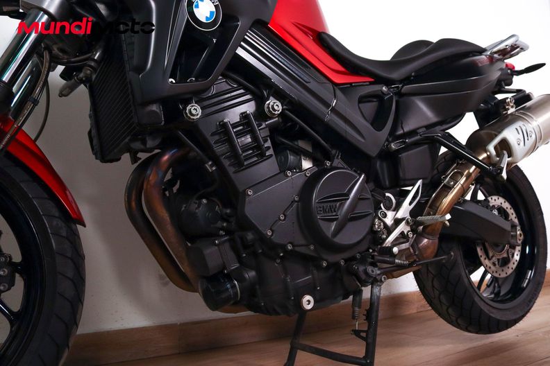 Motorbike image 8