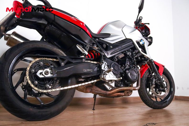 Motorbike image 3